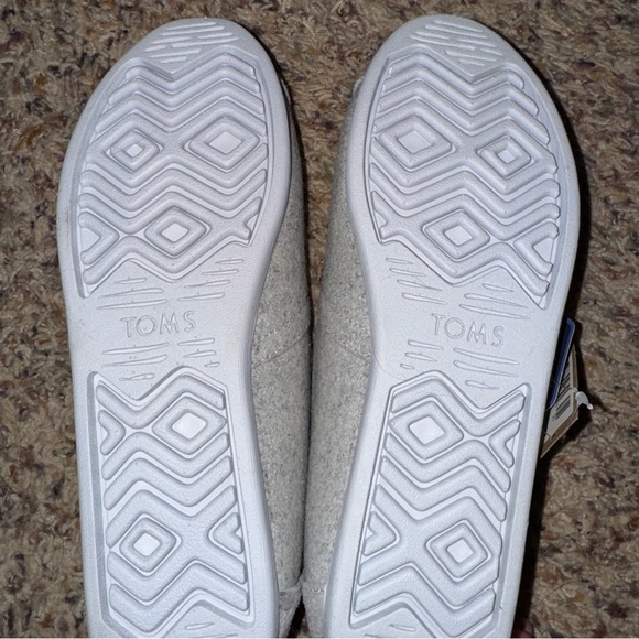 TOMS Alpargata Gray Felt Slip-Ons - Picture 4 of 5